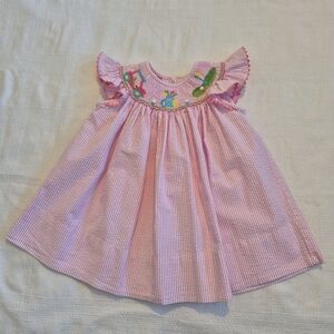 Claire & Charlie 9 months smocked pink & white seersucker golf design VGUC